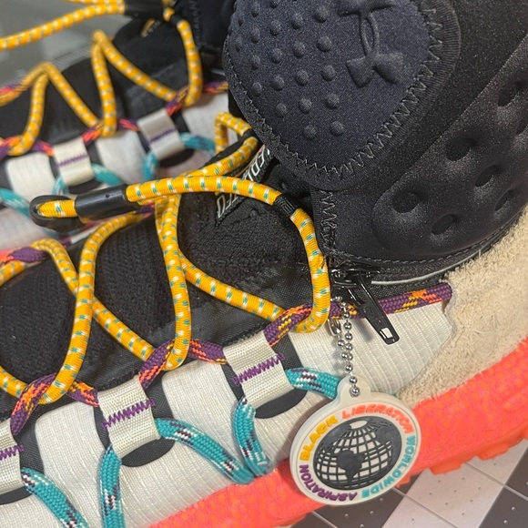 Under Armour 
Women’s
Hovr summit fat tire(BLACK HISTORY MONTH)
brand new - Picture 6 of 16